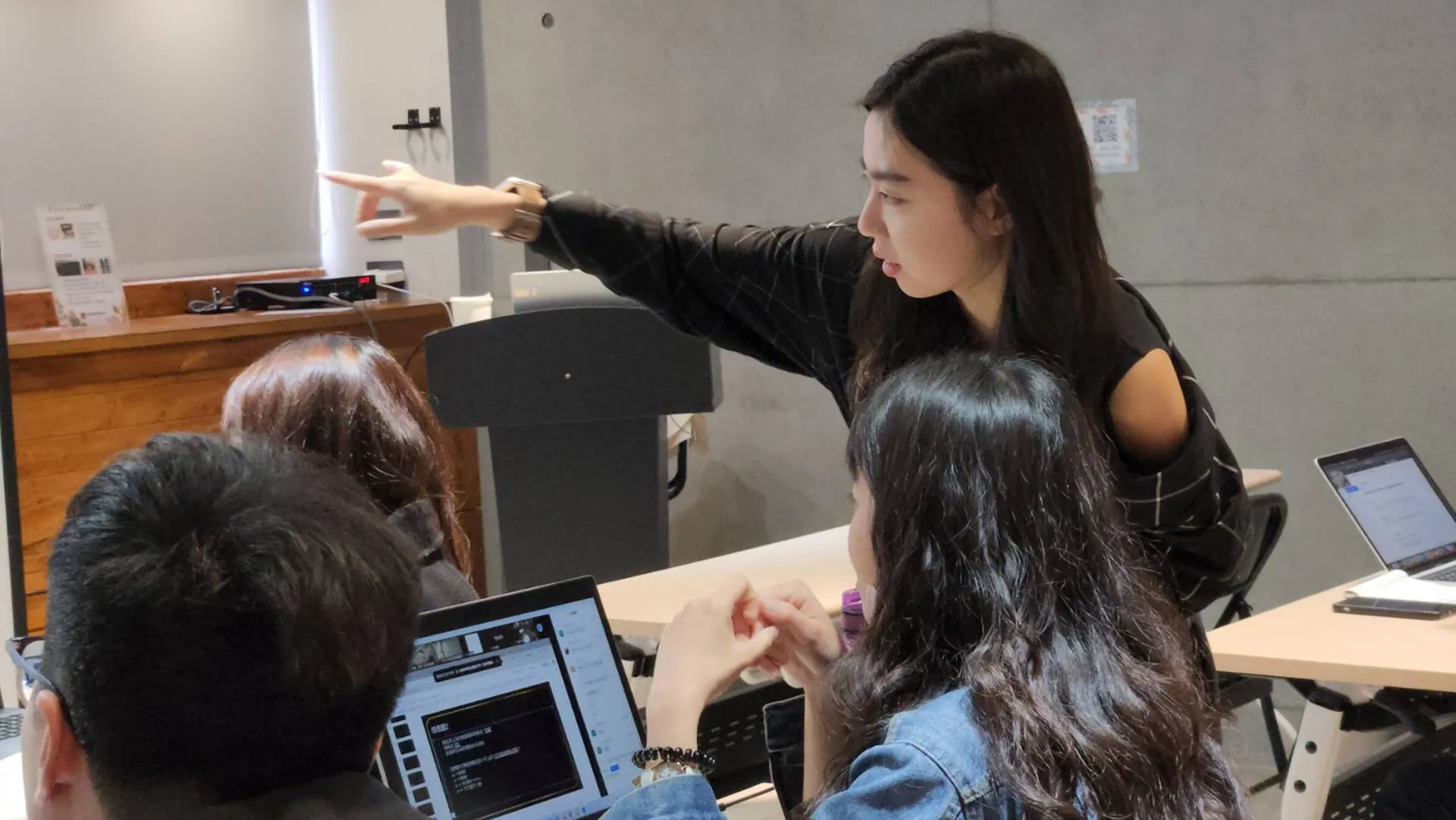 關於我們- 翻譯泡芙學院