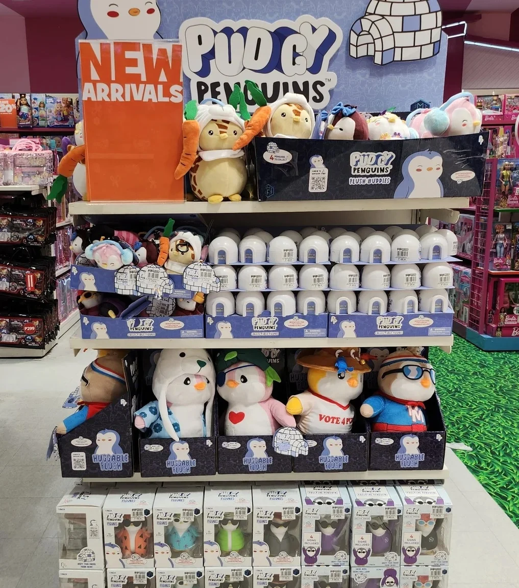 6761570ac6469cd5cae445a9 6761553b5ca3c199c756d161 Pudgy Penguins Backpack Exchange2 Copy